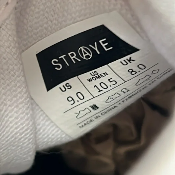 SOLD Straye Find Your Grind “The Future Belongs To The Misfits” Sneakers - Picture 6 of 10